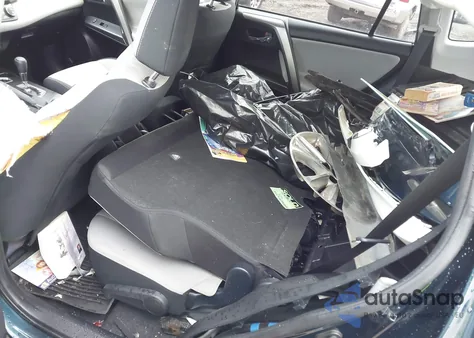 2018 Toyota Rav4 Xle from USA, damaged, VIN JTMRFREV3JD234786